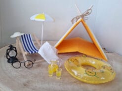 tent setje met accessoires. Deze mag niet ontbreken bij de zomer, bij de vakantie.